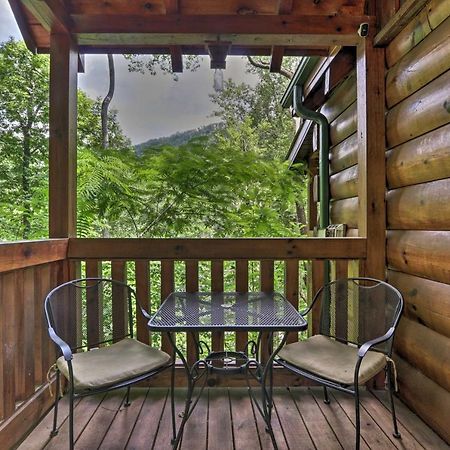 فيلا Gatlinburg Mountainside Escape With Deck And Hot Tub! المظهر الخارجي الصورة