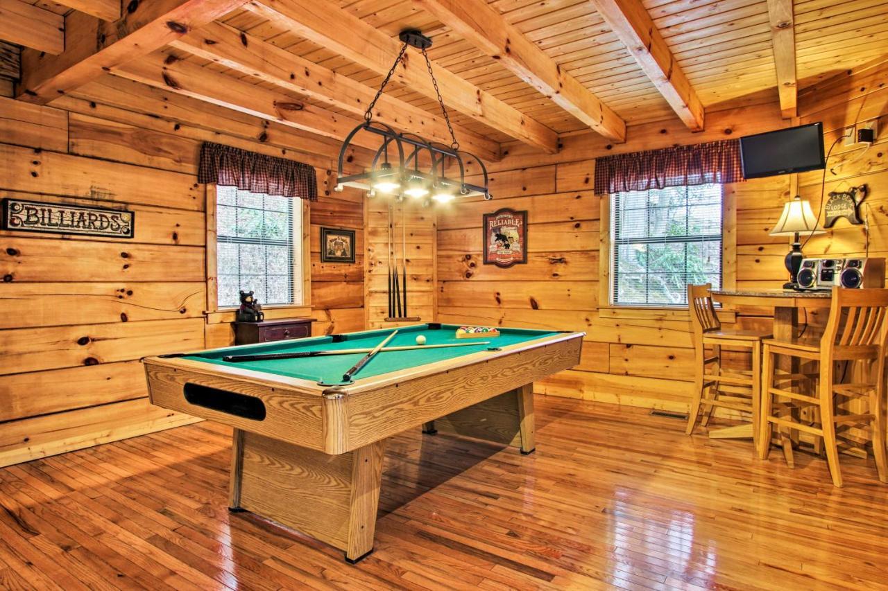 فيلا Gatlinburg Mountainside Escape With Deck And Hot Tub! المظهر الخارجي الصورة